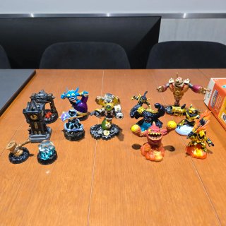 Skylanders Giants Wii – Lote completo