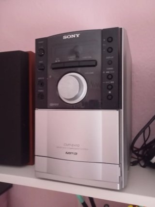 Equipo de música Sony CMT-EH10 MP3