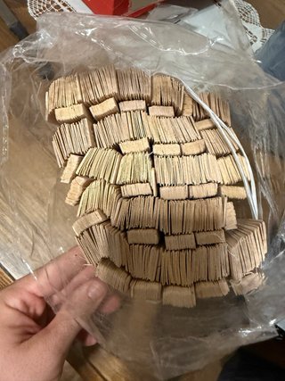 Abanicos de madera calada