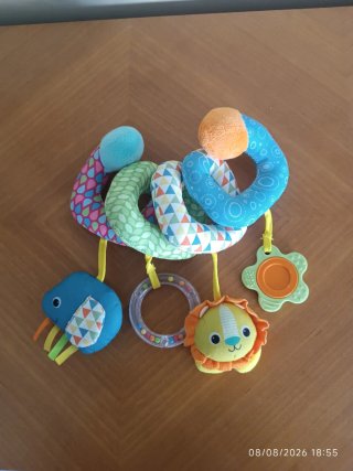 Sonajero y mordedor de peluche para bebé