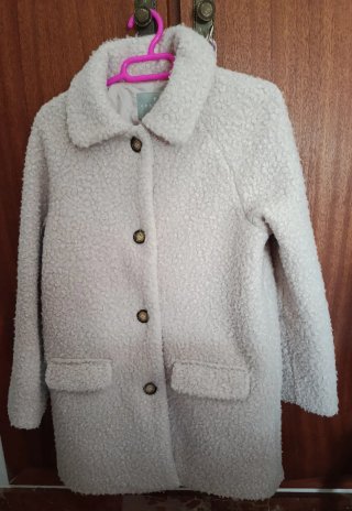 Chaquetón niña talla 15 años beige.