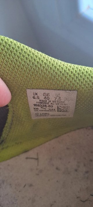 Botas de fútbol Puma Ultra 5 AG Talla 40