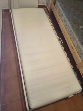 Litera Ikea Mydal Pino 90x200cm para tres personas