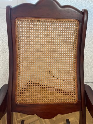Mecedora antigua madera maciza rejilla vintage