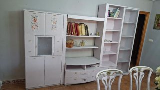 Mesa de forja cristal, 6 sillas y mueble de 3 metr