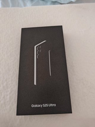 Samsung Galaxy S25 Ultra 512 GB + 12 GB RAM