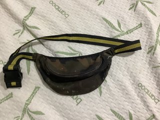 Riñonera Táctica Camuflaje Militar