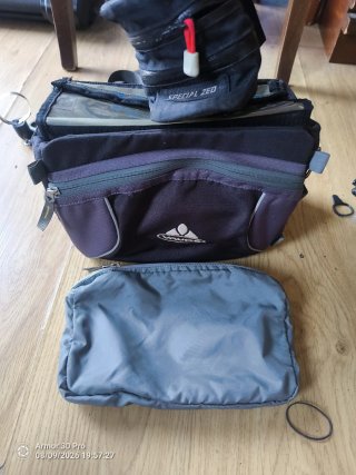 Bolsa manillar Vaude + bolsa sillín