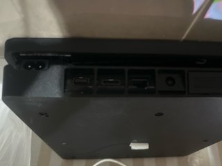 PS4 Slim Negra Sony (sin mandos)(mandos aparte)