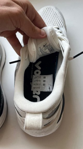 Nike Vomero 18 Gris/Blanco
