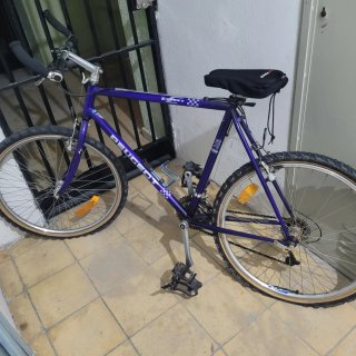 Bicicleta Peugeot Morada