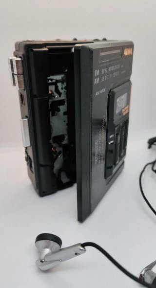 Walkman AIWA Negro Auto Reverse Stereo