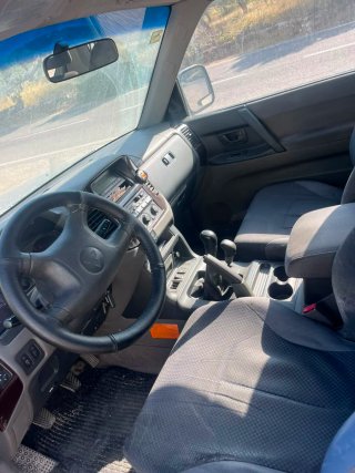 Mitsubishi Montero 2000
