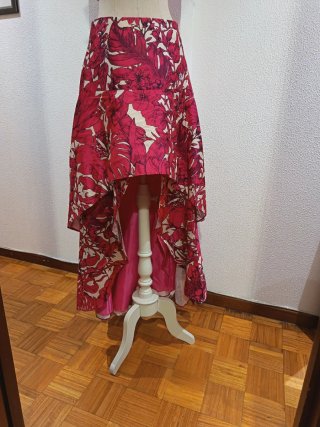 Conjunto floral rosa y rojo