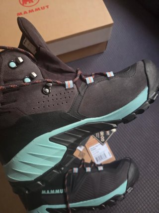 Botas senderismo Mammut Sapuen High GTX Mujer