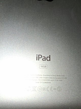 iPod Apple  con Cargador