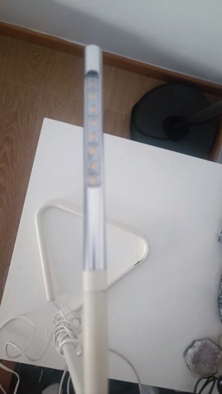 Lámpara LED Ikea blanca