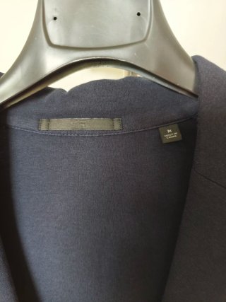 Americana Uniqlo azul merino