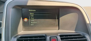 CUOTA 256 € Volvo XC60 2015