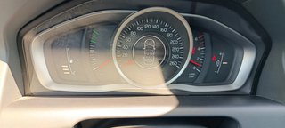 CUOTA 256 € Volvo XC60 2015