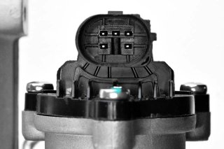 VALVULA EGR CON COLECTOR FORD 1.8 TDCI