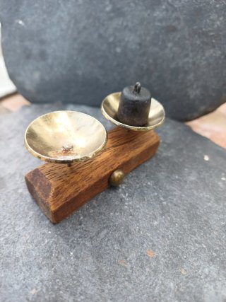 Báscula miniatura