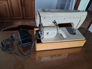Máquina de coser Singer 247 Super Zig-Zag
