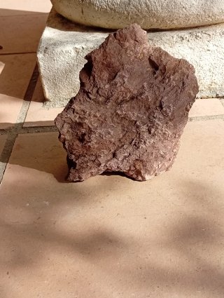 Roca Sierra Morena 1,7kg Vertical Efecto Fuente