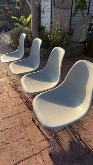 Juego de 4 sillas de comedor modernas