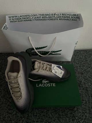 Zapatillas Lacoste Beige y Gris