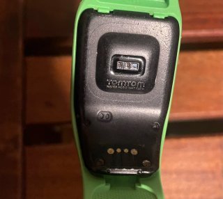 2 Relojes Deportivos TomTom + Cargador + 4 Correas
