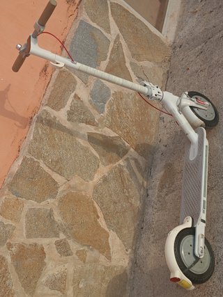 Patinete eléctrico y piezas