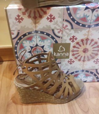 Sandalias Kanna Piel Cuña