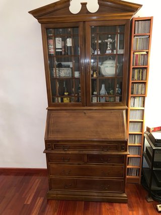Aparador y Vitrina Valentí Madera