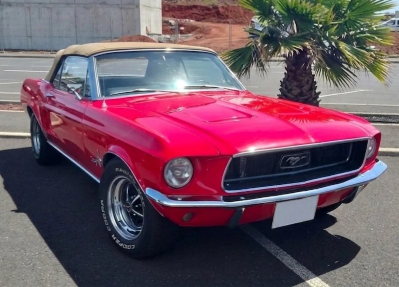 Ford Mustang 1968 V8 - foto 1