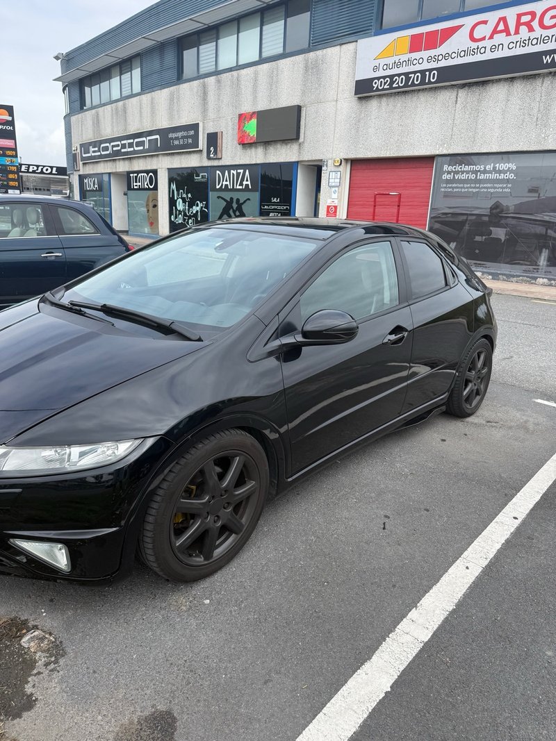 Honda Civic 2008 - foto 1