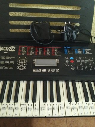 Teclado Rockjam RJ761 con Soporte + Banqueta