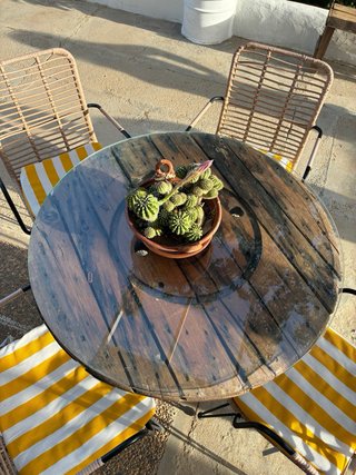 Mesa Bobina Madera y Cristal + 4 sillas