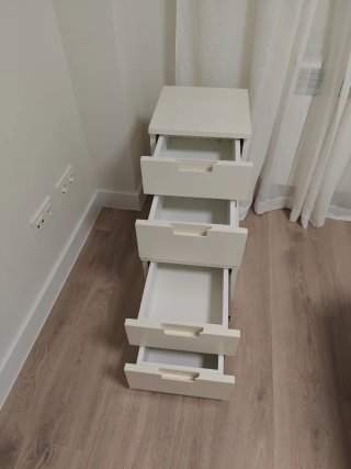 Mueble cajonera de madera blanco. Regalo.