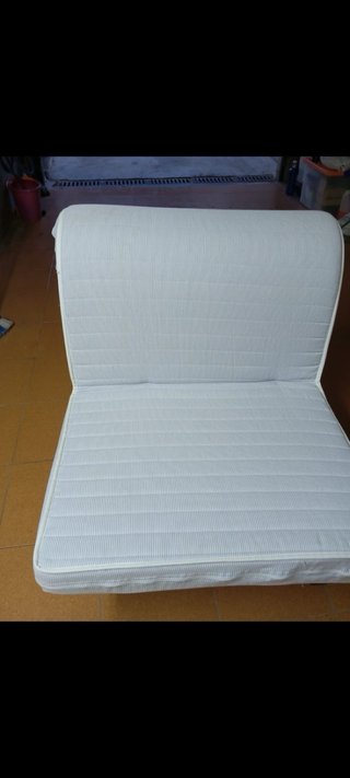 Sillón cama con funda a rayas