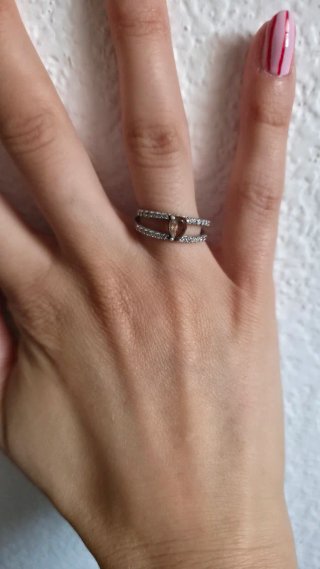 Anillo plata con piedra que cambia de color