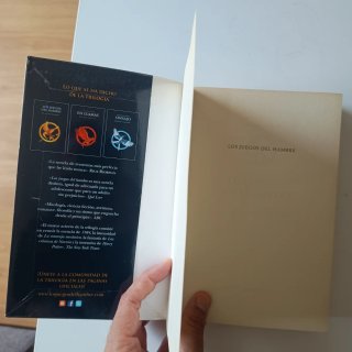 Los Juegos del Hambre (Spanish Edition)