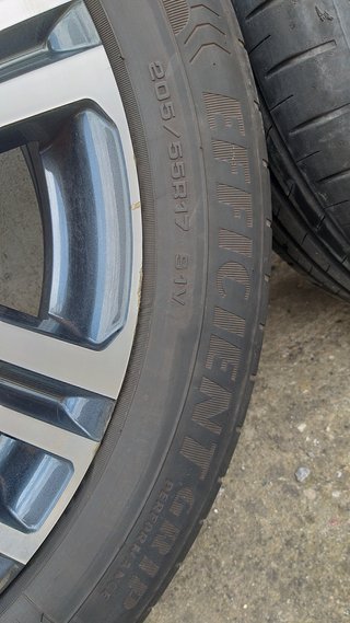 Llantas 17" originales SEAT Arona