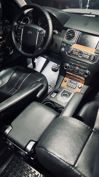 Land Rover Discovery sdv6 256 cv