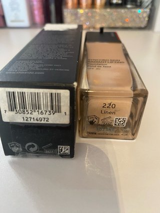 Shiseido Synchro Skin Radiant Lifting 220 Linen