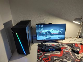 PC Gaming y Monitor AOC