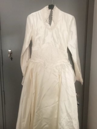 Traje de Novia Talla 36 Satén y Guipur