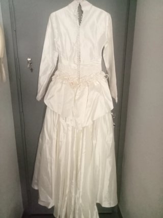Traje de Novia Talla 36 Satén y Guipur