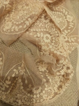Encaje antiguo floral