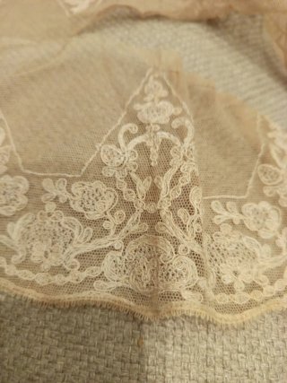 Encaje antiguo floral